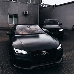 老婆把腿趴开给我看
